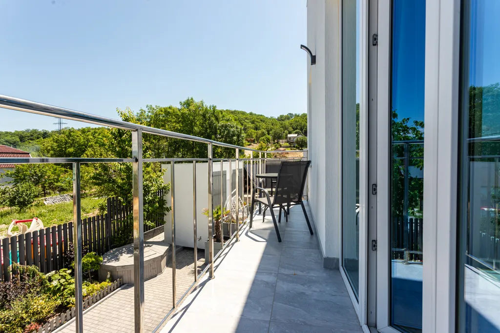 Дом для отдыха с бассейном и банным комплексом