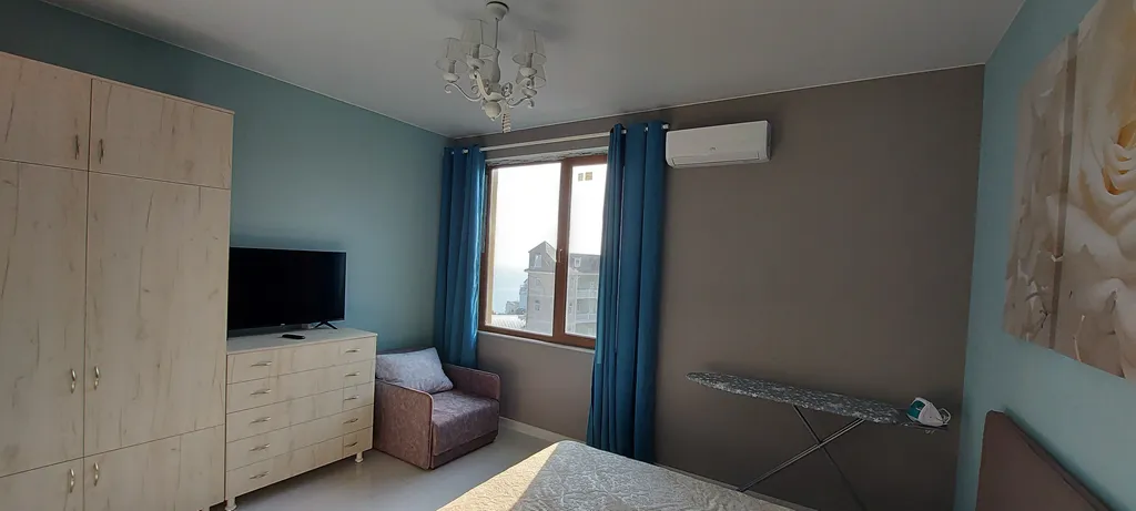 3х комнатная квартира 1-я линия с балконом и видом на море Крым Ялта Гаспра