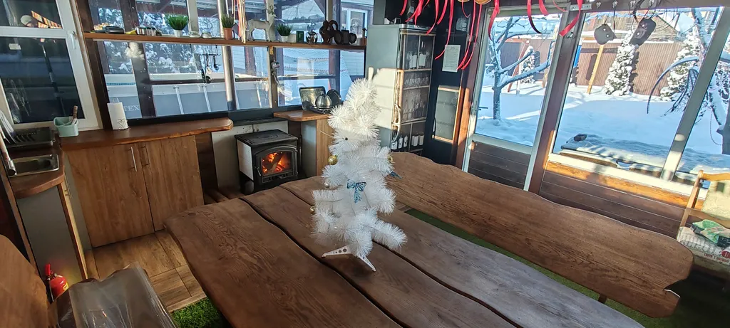 Уютный гостевой дом с баней и бассейном в тихом и спокойном месте