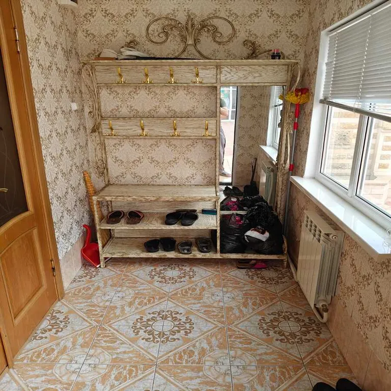 Честный дом неподалеку от моря