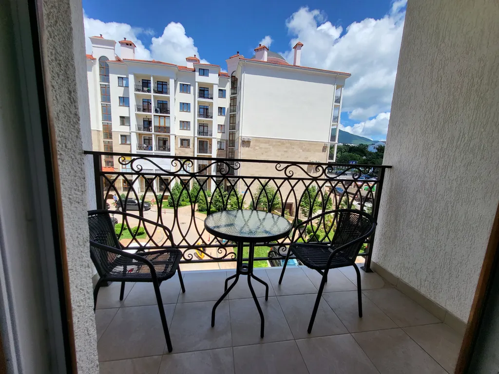 Квартира Апартаменты Emerald Comfort 3 в ЖК Изумрудный город — Геленджик