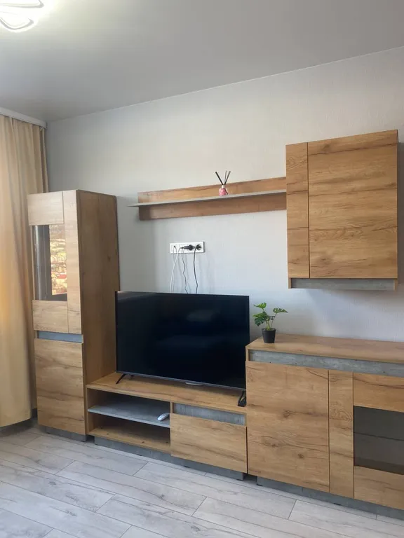 Квартира у Сити-молла с видом на рассвет и горы