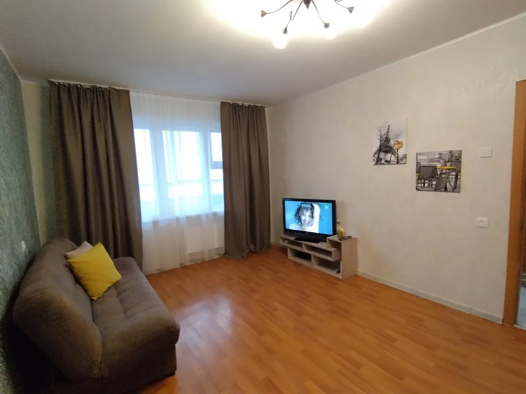 Квартира Уютная квартира на правобережной набережной — Красноярск