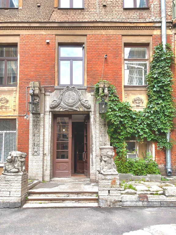 Студия в историческом доме