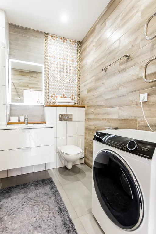 New lux apart с 3-спальнями в центре поляны