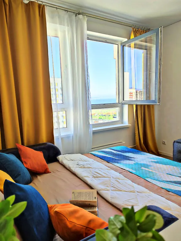 Студия с видом на море