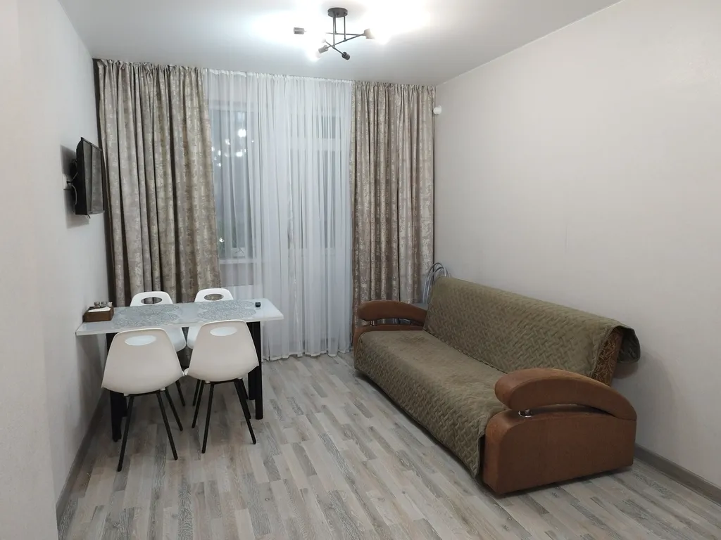 Уютная 2-комнатная квартира с большой кухней гостиной