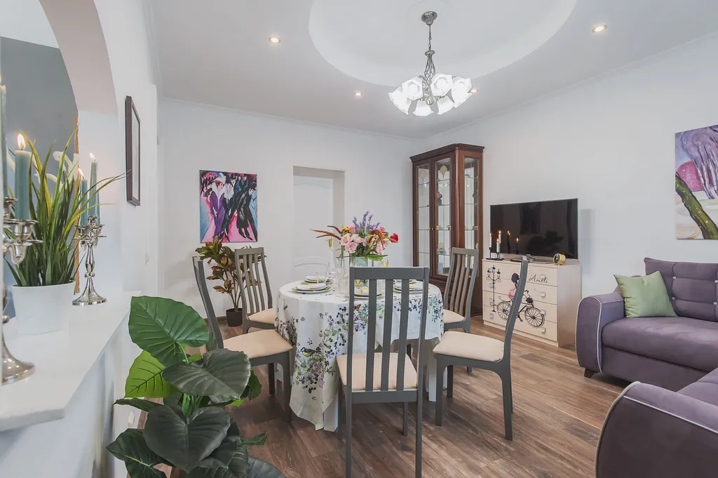 Квартира Просторная 4-комнатная квартира на Патриарших — Москва