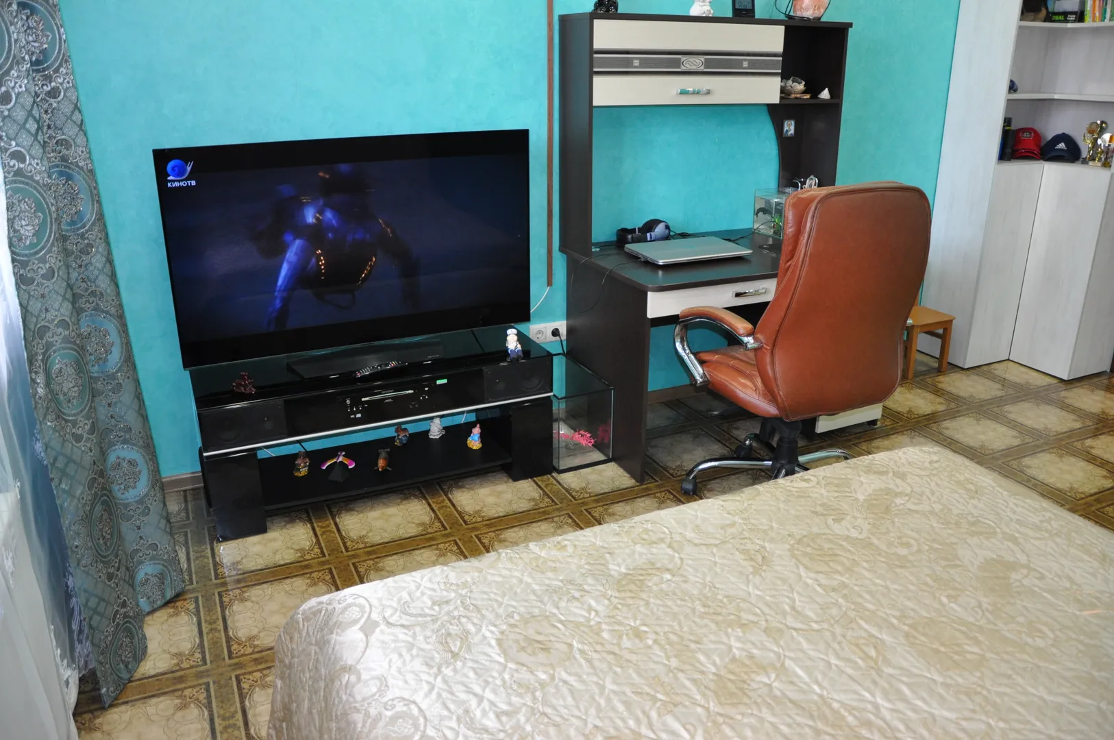 Фото