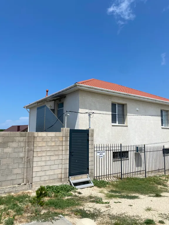 Квартира Квартира Уютный этаж в частном доме — Севастополь