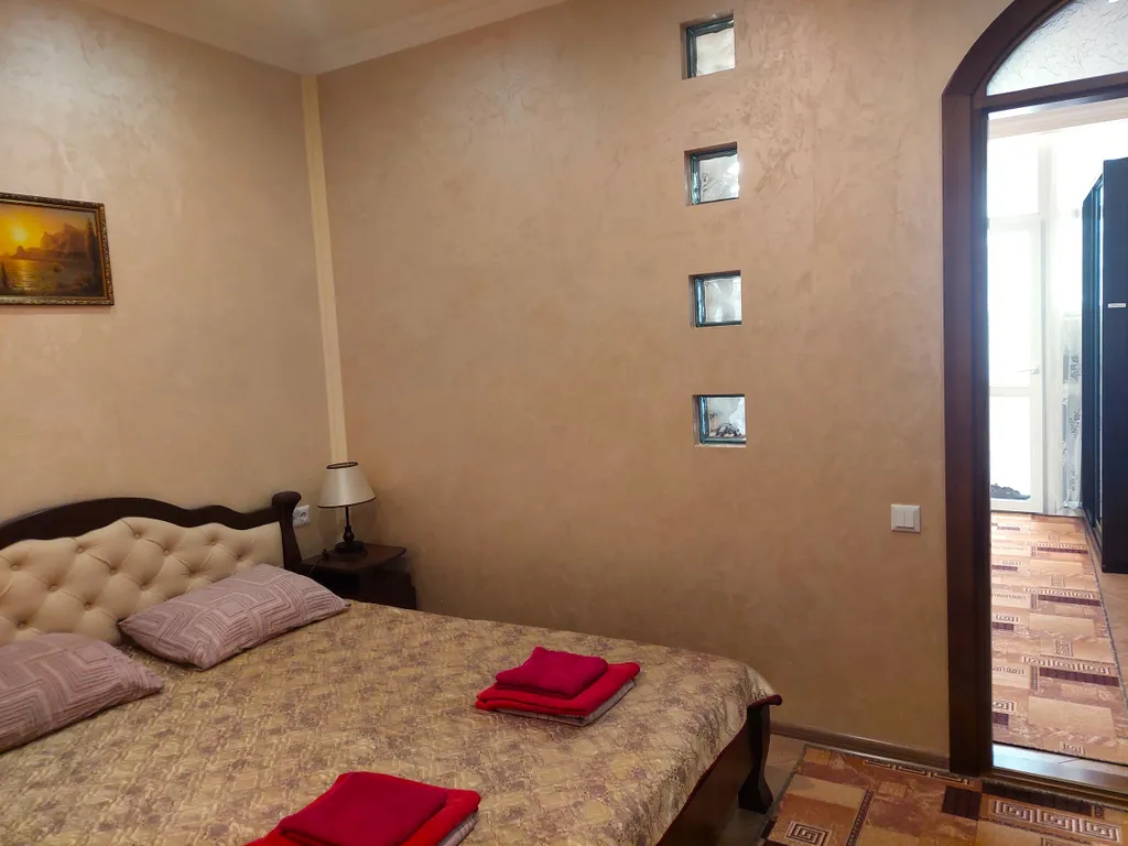 Апартаменты Феодосийский залив (двухкомнатные апартаменты 3)