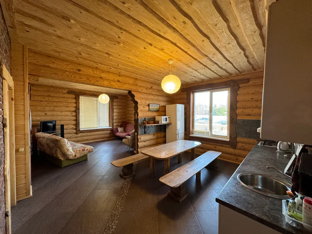 Дом-изба Лежбище