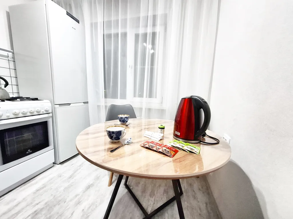 Уютная 1-комнатная квартира с дизайнерским ремонтом