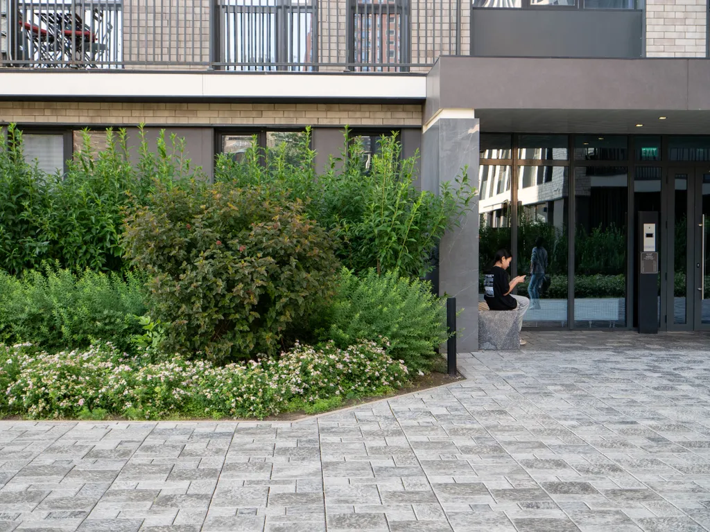 Квартира просторная с балконами, рядом с Мегой