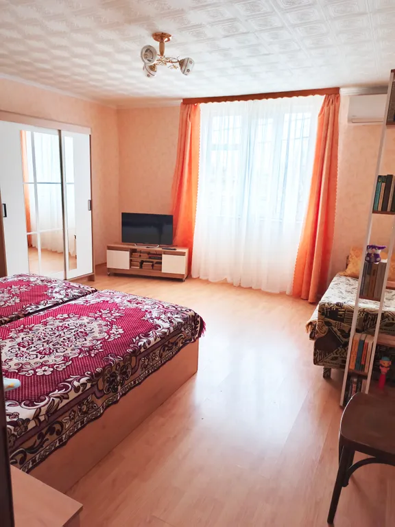 Уютная.Удобная квартира — аренда посуточно в Евпатория