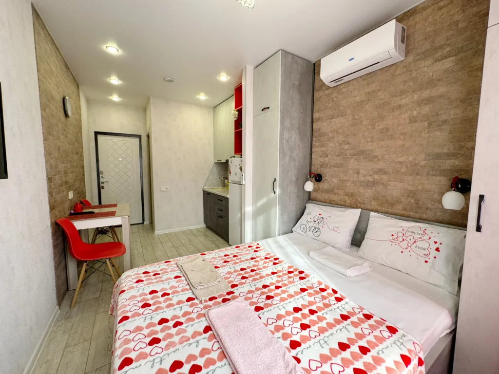 Уютная квартира в центре города Romantic house Red