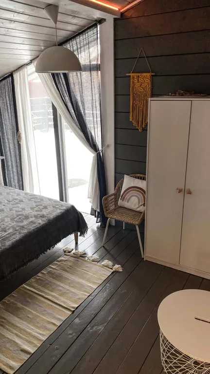 Дубльдом в сoснaх