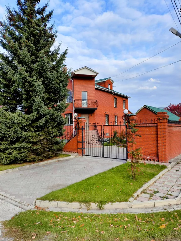 Коттедж Сапфир — аренда посуточно в Барнаул