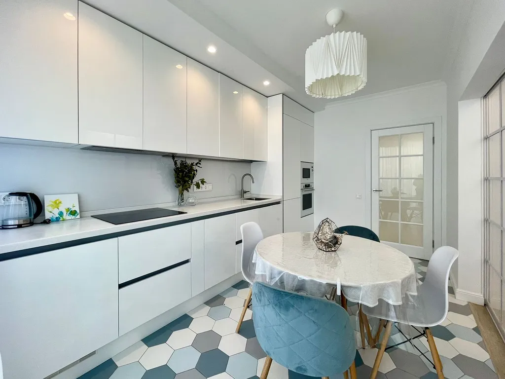 Двухкомнатная квартира в трех минутах от моря