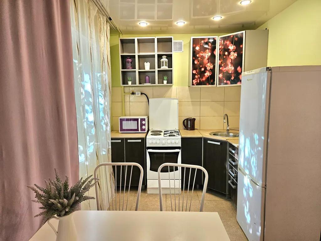 Уютная квартира не далеко от студгородка СФУ детской краевой больницы