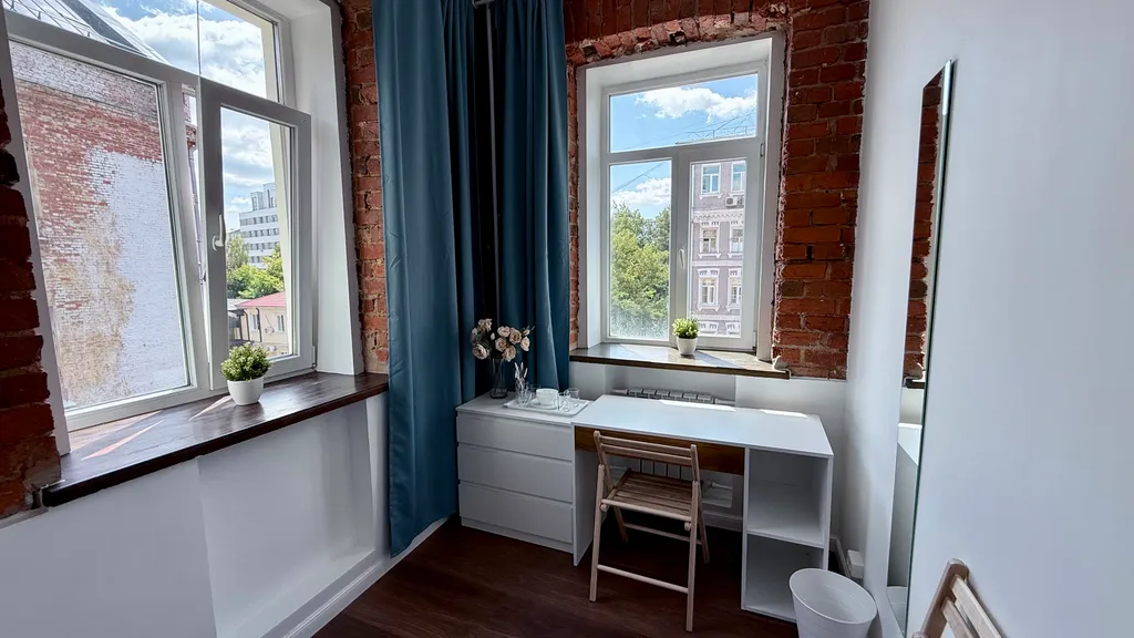 Уютная комната в стиле лофт у метро Парк культуры