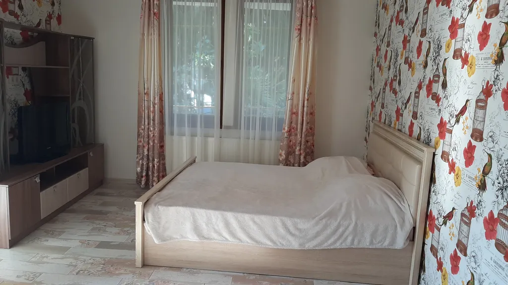 1-комнатная Квартира — аренда посуточно в Ялта