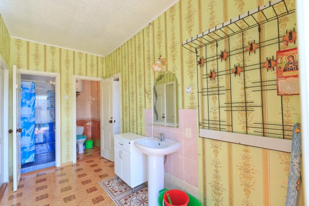 Апартаменты для семьи из 5 человек, кухня, санузел внутри, кондиционер