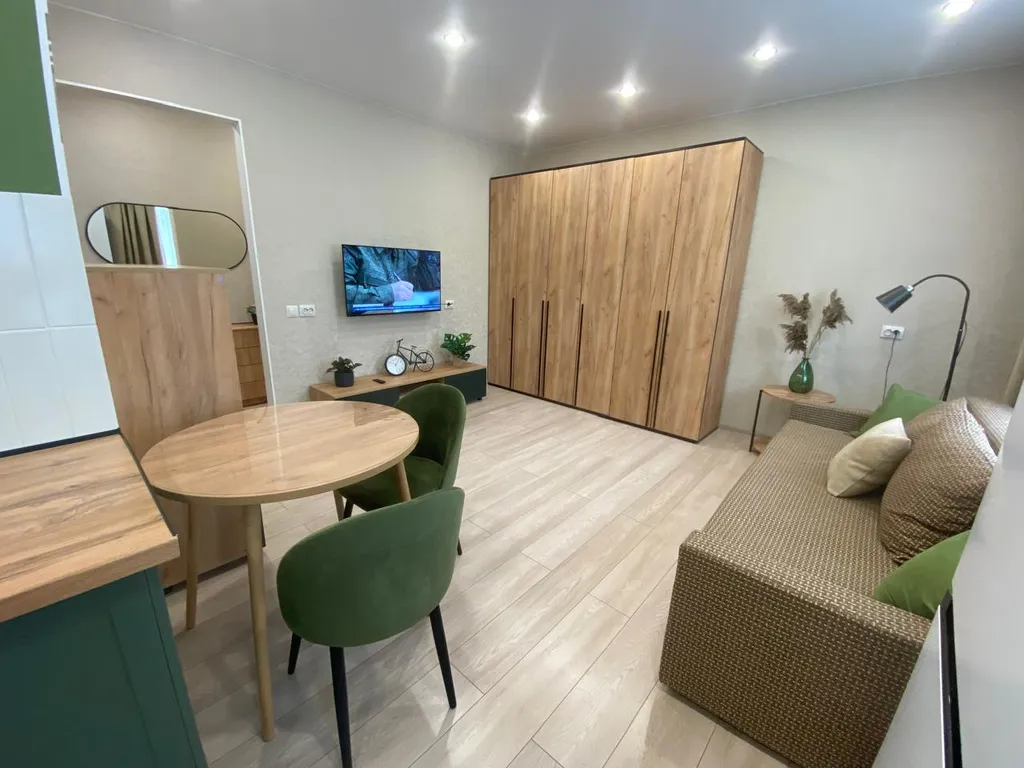 Двухкомнатная квартира на пл. Театральной