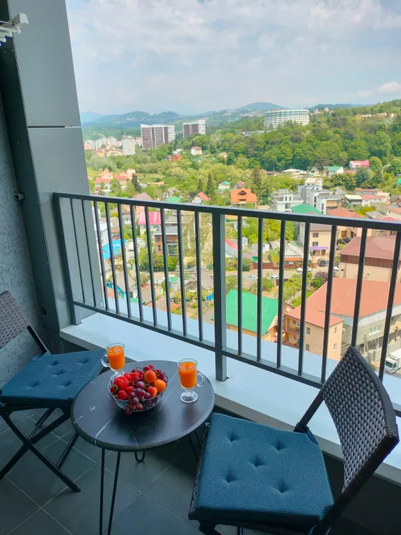 Просторная студия Бирюза комфорт+до 5 гостей