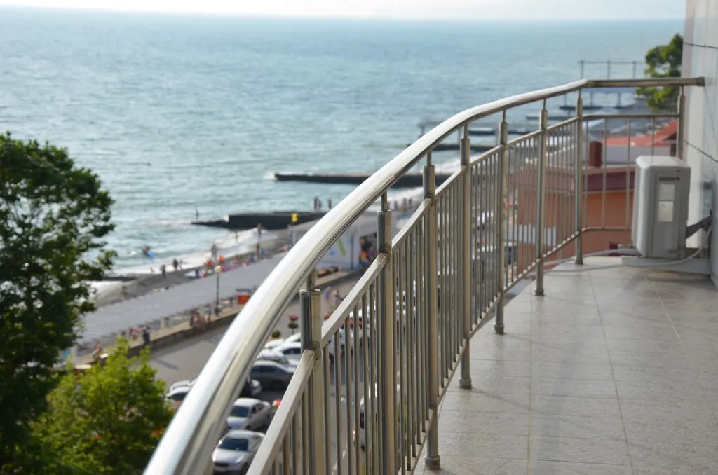 Апартаменты с видом на море, 100 метров до пляжа "Чайка"