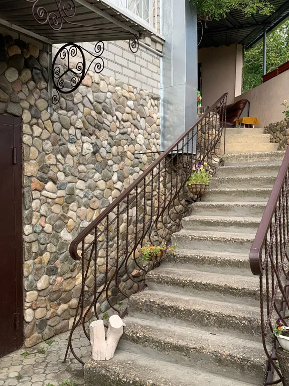 Дом «Три печи» с панорамным видом на Кисловодск