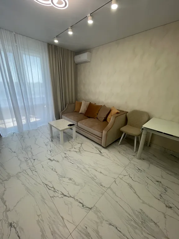 Квартира люкс двухкомнатная