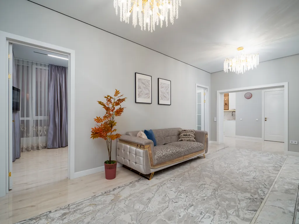 3-комнатная квартира в районе "Mega Alma-Ata"