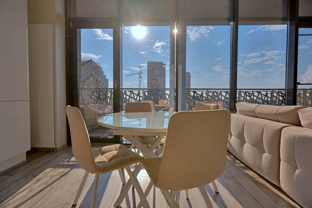 Уникальная квартира с панорамными окнами в центре Волгограда