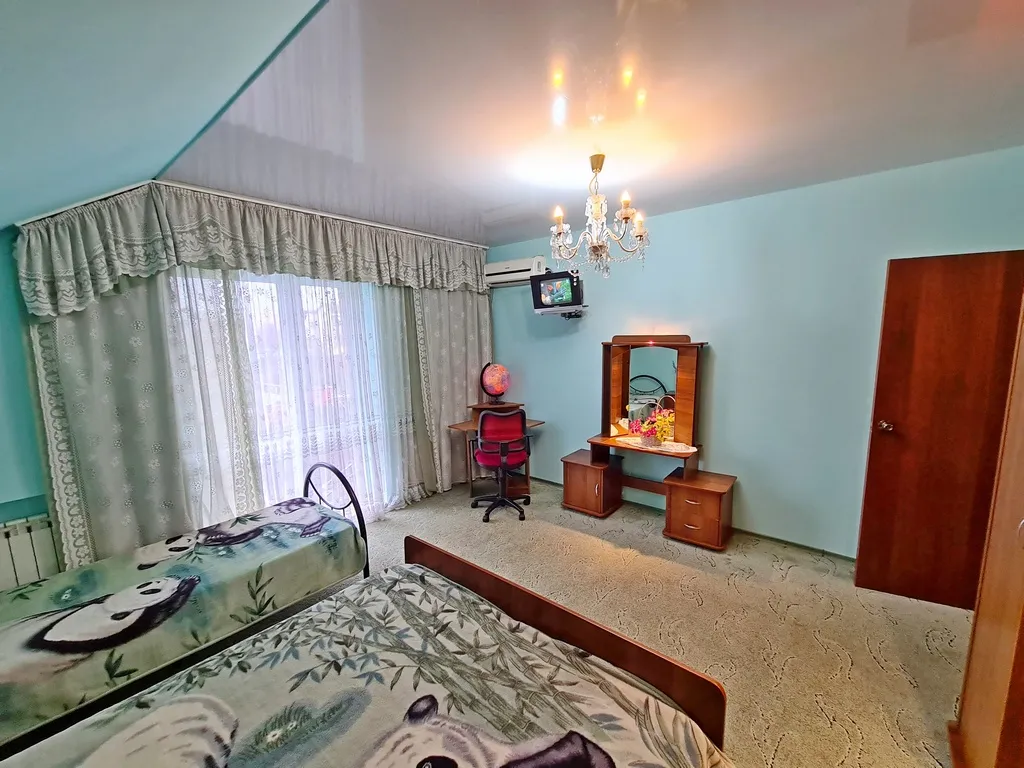 Коттедж у моря, детская площадка, бассейн,  костровая чаша, баттут.