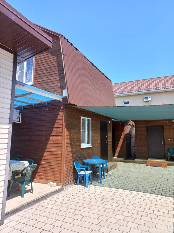 Двухэтажный дом на 5 человек