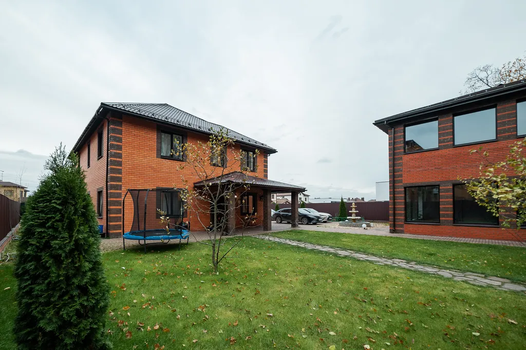 Коттедж Романтика