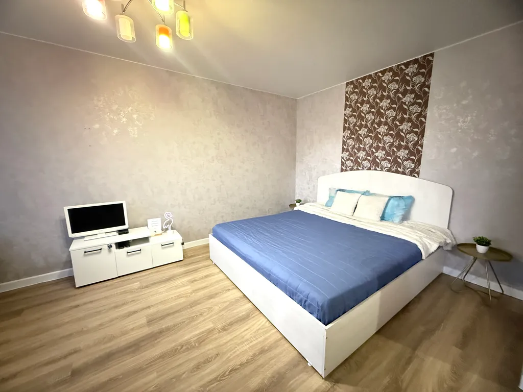 Квартира Апартаменты на главной улице города — Тюмень