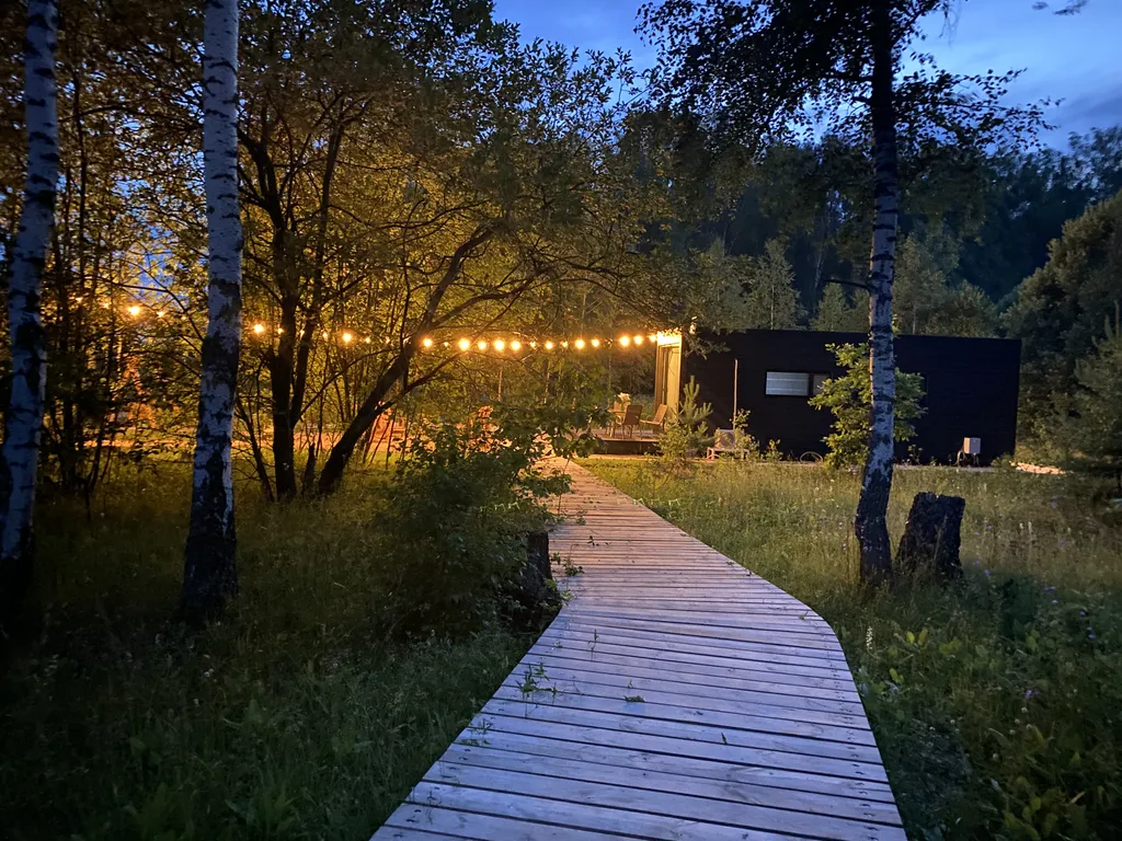 Коттедж Уютный домик в лесу, собственный шикарный пруд с пляжем — Озёры