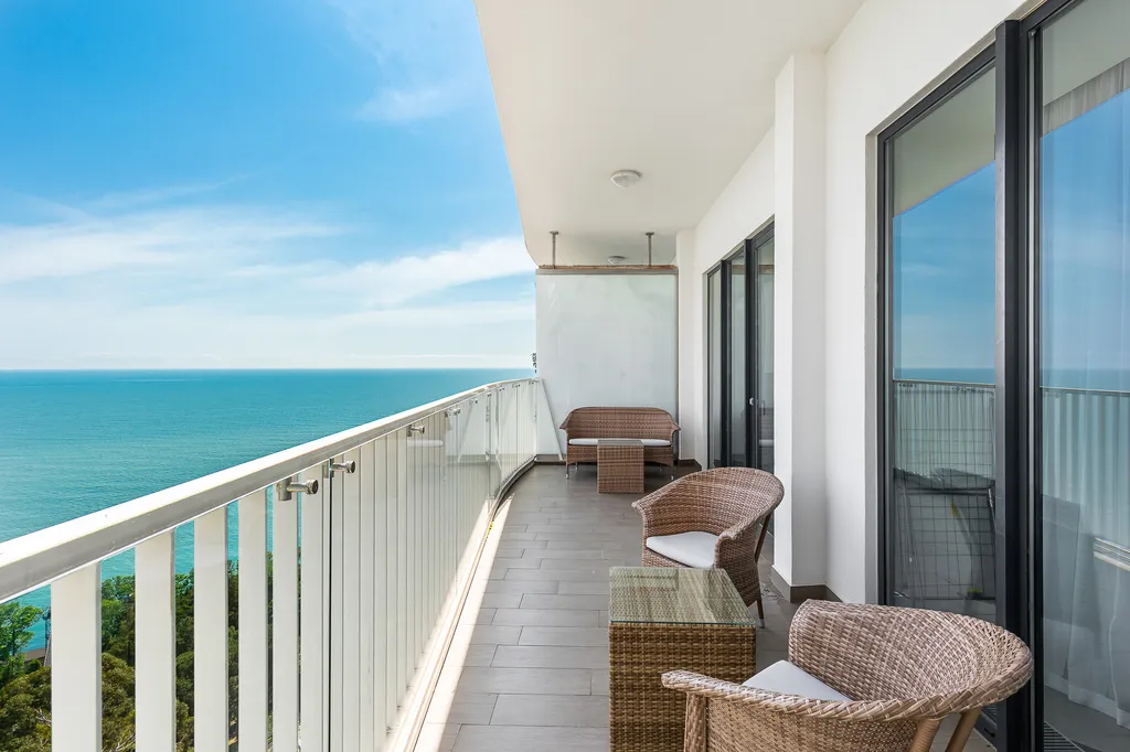 Жк актёр гэлакси с панорамным видом на море 2 спальни