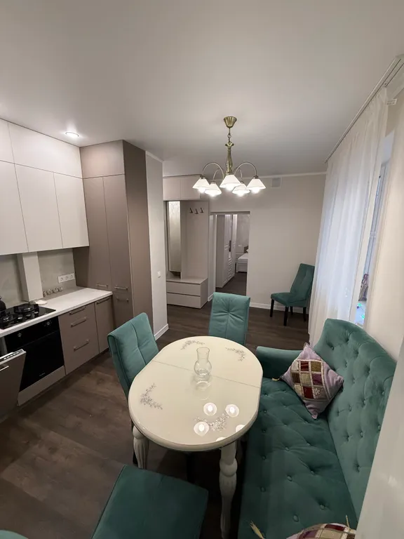 Стильная двухкомнатная квартира в историческом центре — аренда посуточно в Калининград