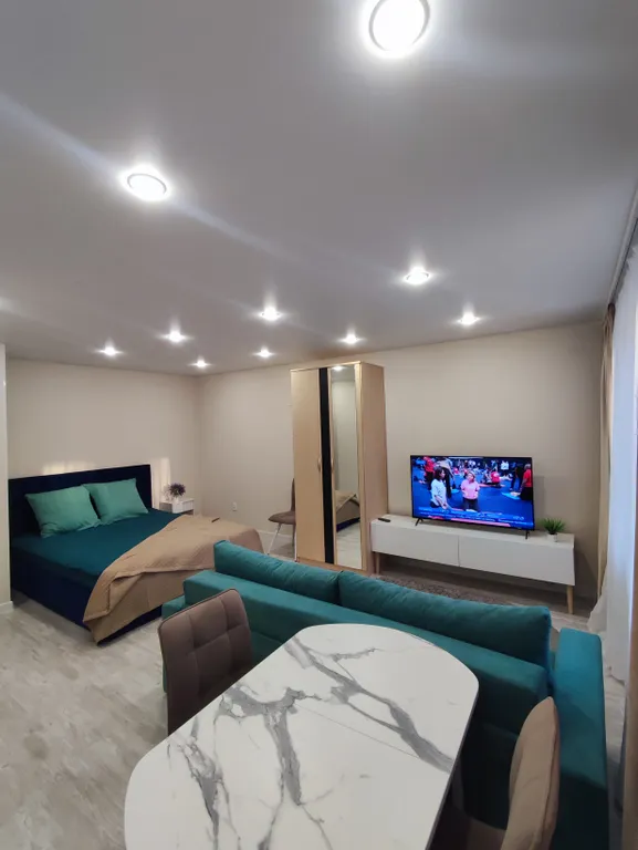 Студия с джакузи