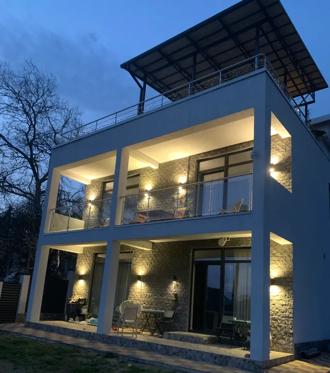 Квартира Уютные комнаты в современном хайтеке — аренда посуточно в Лоо