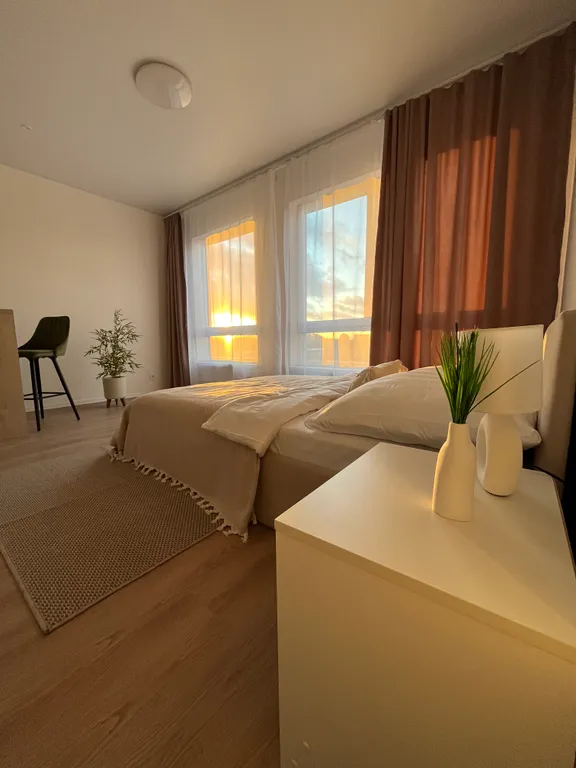 Новая студия у ТРК Мега