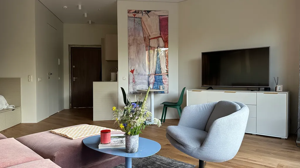 Стильная квартира у моря с террасой