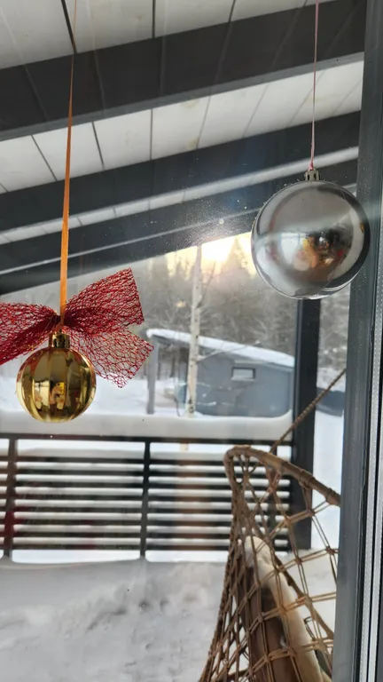 Цветочный домик с камином