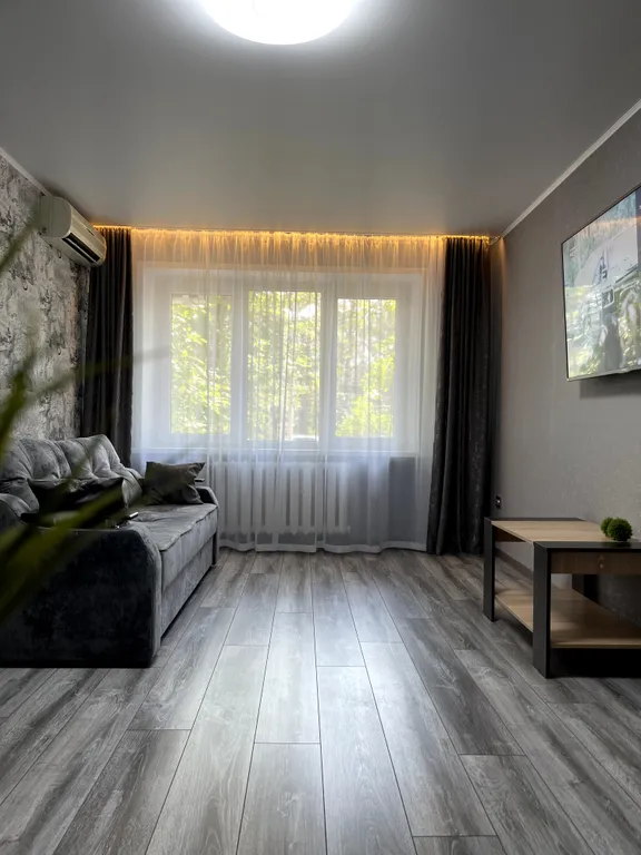 Двушка у парка Поддубного