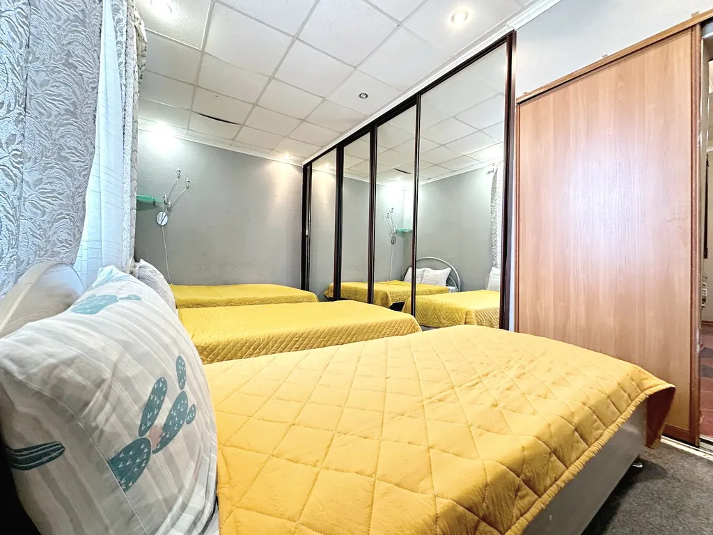 4-комнатная квартира в центре рядом с набережной