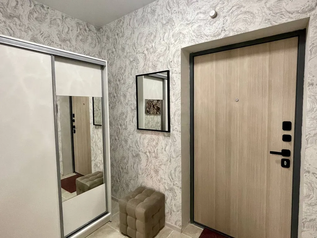 Квартира Стильная студия на Апрельской — Красноярск