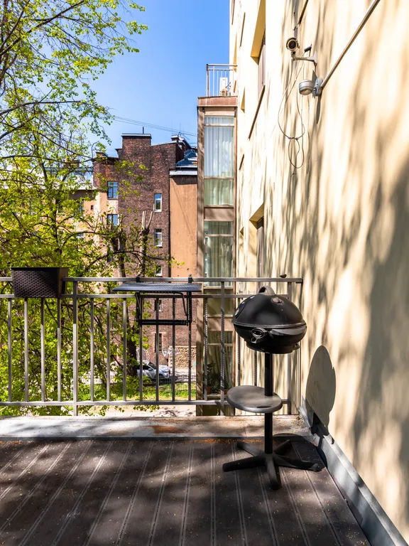 Апартaмeнт c террасой в 5 минутах от Петропавловской крепости